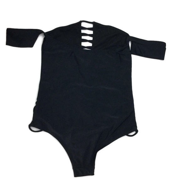 NWOT Betty Jade Caged Strappy Short Sleeve Cheeky Black Swimsuit Size Medium - Picture 2 of 10